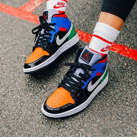 Wmns Air Jordan 1 Mid SE Multi Patent - Pk-Kicks