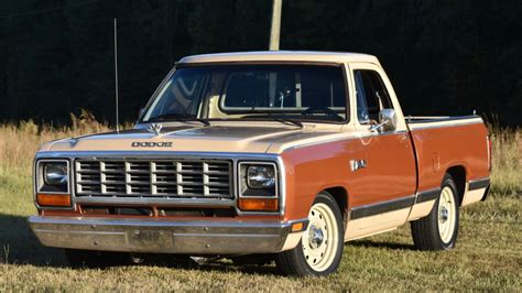 10 Things Forgotten About The Dependable Dodge D-Series Trucks