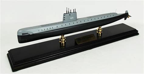 USN - USS Nautilus SSN-571 Submarine Model - 1/192 Scale