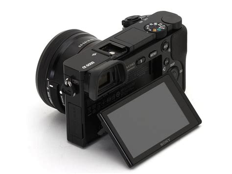 Sale > sony a6600 vs 6100 > in stock