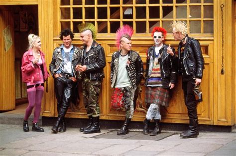 A Timeless Fashion Trend: ‘80s Punk Influence