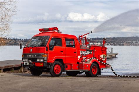 No Reserve: 10k-Kilometer 1993 Toyota Dyna Fire Truck for sale on BaT ...