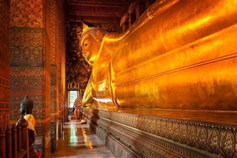 Bangkok's Reclining Buddha (Wat Pho) Self-Guided Walking Tour