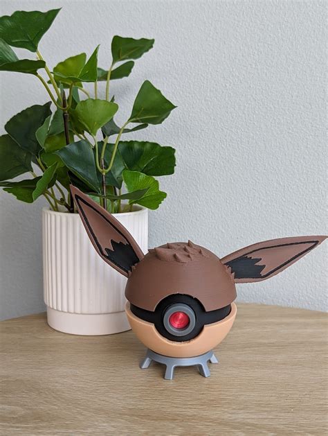 Eevee Pokeball - Etsy