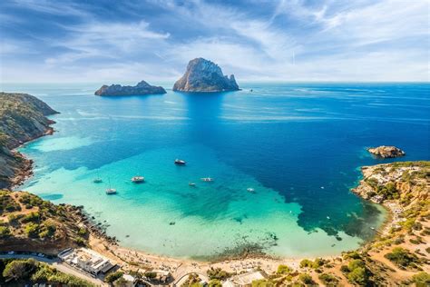 6 Best Beaches In IBIZA To Visit in 2023