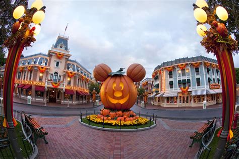 17 Reasons Disneyland Halloween Time Is the Best (2018) - La Jolla Mom