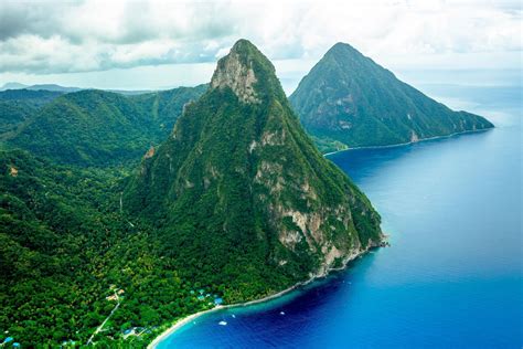 The Pitons in St. Lucia: The Ultimate Guide | SANDALS