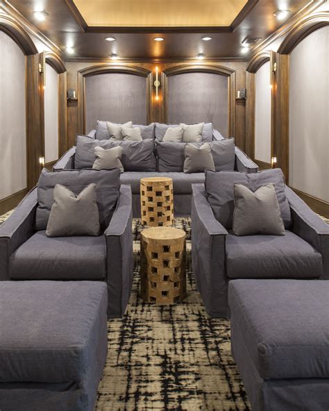 30+ Movie Theater Room Ideas – DECOOMO