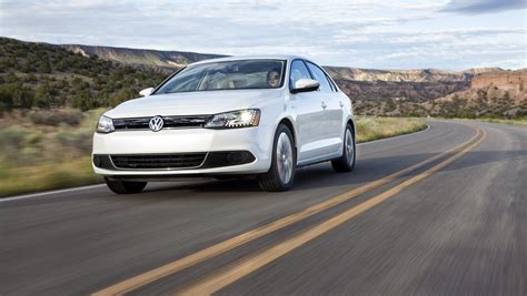 Volkswagen Jetta Hybrid Teszt – Renault