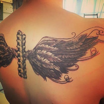 Best Wing Tattoo Design Ideas for Men and Women - TattoosWizard