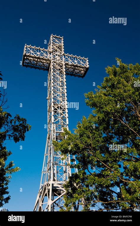 Mont Royal Cross Montreal Canada Stock Photo - Alamy