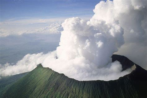 Virunga Mountains | Artu Expeditions