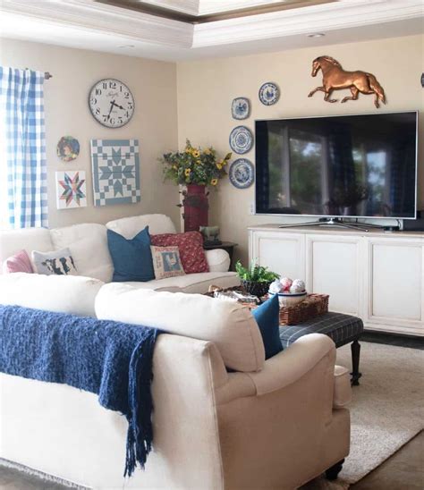 Small Living Room Layout With Tv | Cabinets Matttroy