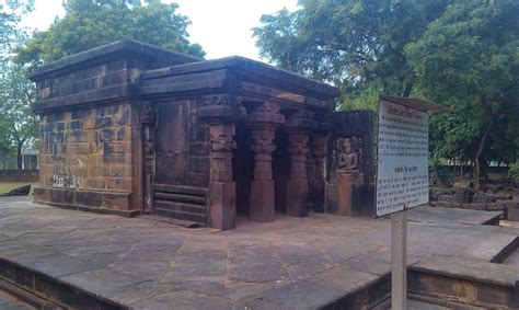 Hindu Temples of India: Kankali Devi Temple, Tigawa, Madhya Pradesh