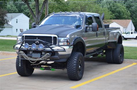 Lot Shots Find of the Week: Ford F-350 Diesel - OnAllCylinders