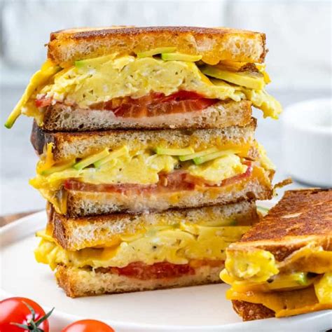 Easy Breakfast Egg Sandwich - Healthy Fitness Meals