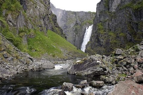 A guide to Norway’s best waterfalls - Routes North