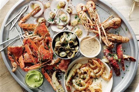 Grilled seafood platter