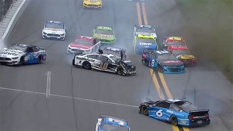 Nascar 48 Car Inside The Lines : Nascar has all the makings to fall in line with the other ...