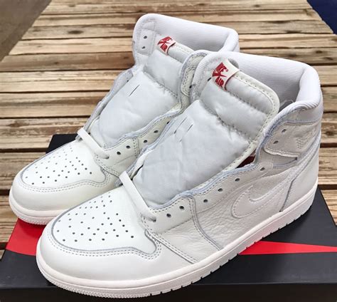 Air Jordan 1 High "White" // First Look | Nice Kicks