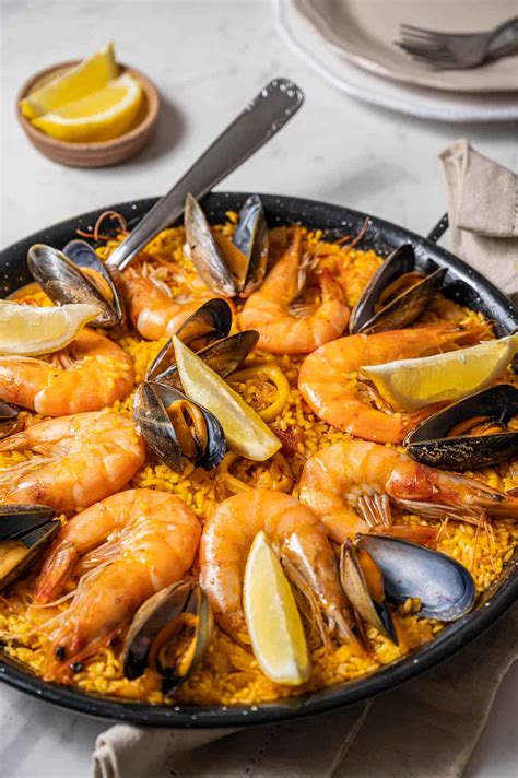 Authentic Spanish Seafood Paella Recipe | Besto Blog