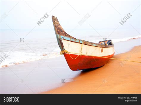 Kollam Beach,kerala, Image & Photo (Free Trial) | Bigstock