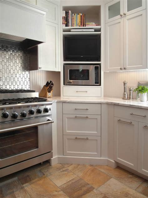 Kitchen Corner Cabinet Ideas That Optimize Your Usable Space