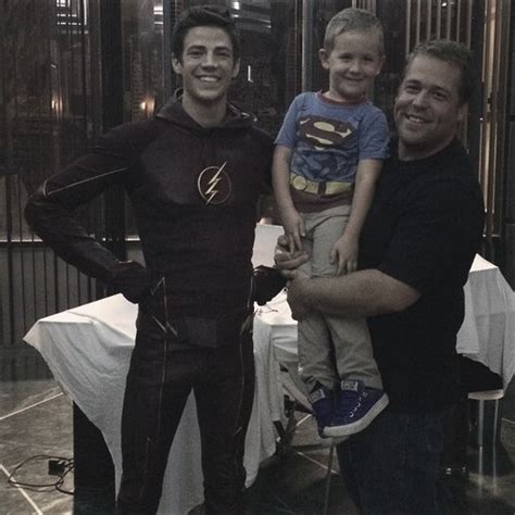 Behind the scenes - The Flash (CW) Photo (37631696) - Fanpop