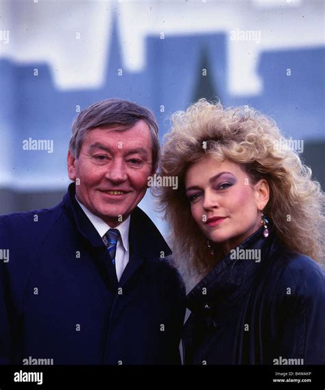 Sheila Grier actress April 1987 with actor Mark McManus Stock Photo - Alamy