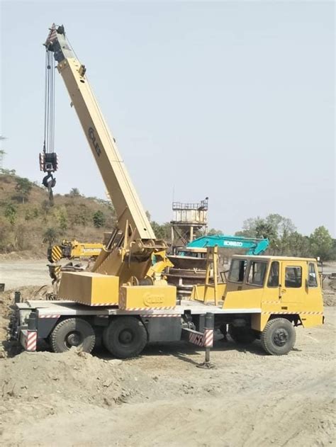 Farana Crane Hire Service in Malda by ROC INFRATECH | ID: 23328219655