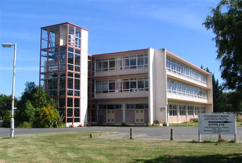 File:Cherry Farm Hospital building.jpg - Wikipedia, the free encyclopedia