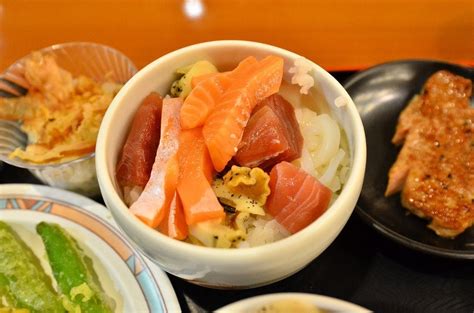 hokkaido_food_donburi | Kyuhoshi