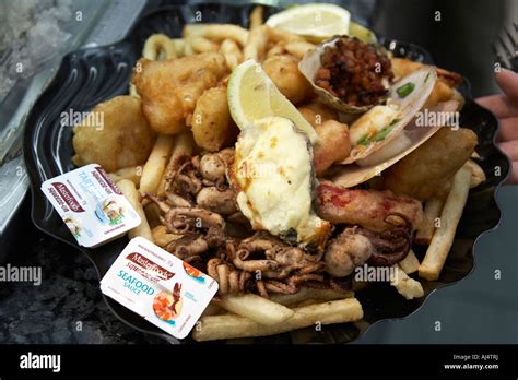 Seafood fish dish platter on sale in Fish Market restaurant Sydney New ...