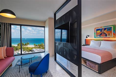 Hotel Rooms in Miami Beach FL | Moxy Miami South Beach