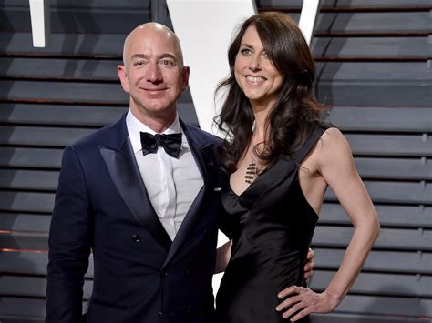 The marriage of Jeff and MacKenzie Bezos, richest couple in history ...