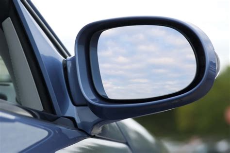 Buy Used Car Mirrors in Ontario | Logel’s Auto Parts