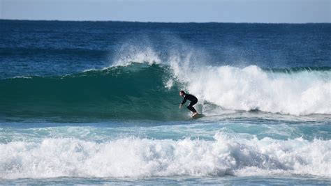 Surfing in Sagres – Algarve. Discover the Sagres Surf Guide.