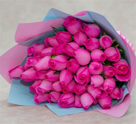 Pink Roses Beautiful Flower Bouquet - Pablo Gift Shop