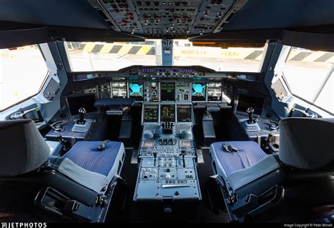 View Airbus A380 Cockpit 360-View Gif – Airbus Way