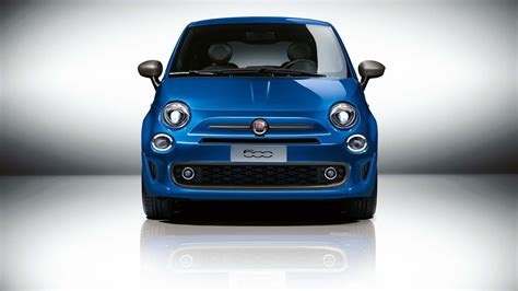 2017 Fiat 500S: Small car, big statement, bigger stereo