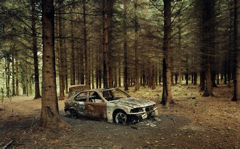 Abandoned car in forest HD wallpaper | Wallpaper Flare