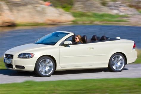 Used 2010 Volvo C70 Convertible Consumer Reviews - 4 Car Reviews | Edmunds