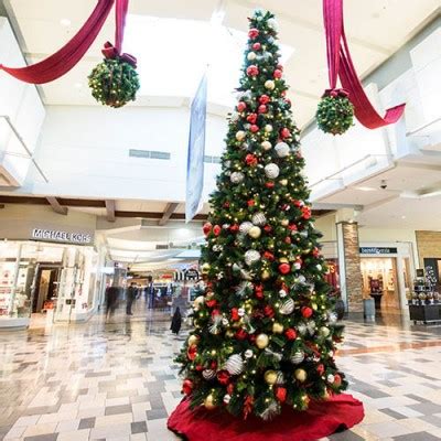 Shopping Mall Christmas Decorations – Christmas Mall Décor