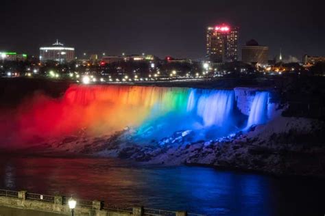 Niagara Falls, USA: Night Illumination & Fireworks Tour | GetYourGuide