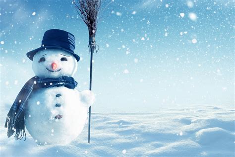 Download Snow Artistic Snowman 4k Ultra HD Wallpaper