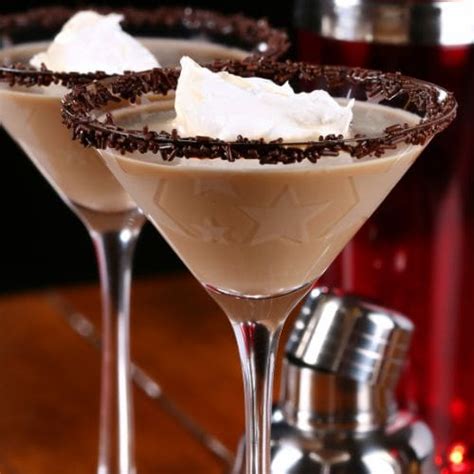 21 Chocolate Vodka Recipes: Dreamy & Tasty Drinks!