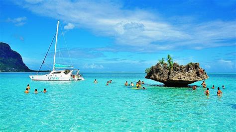 Top 8 Places to Visit in Mauritius - #TravelWorld