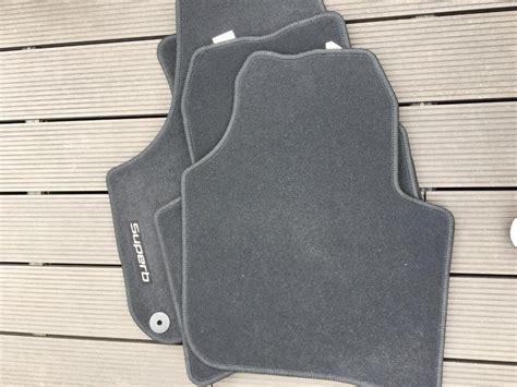 Skoda Superb car mats | in Dronfield Woodhouse, Derbyshire | Gumtree