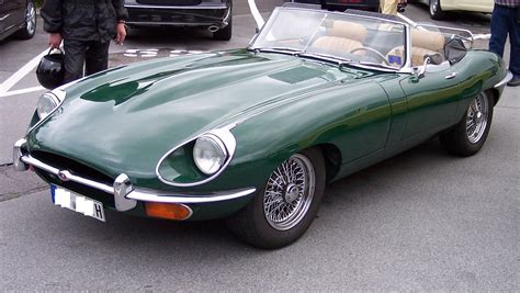 Jaguar E-Type (1961-1975) – Photo Gallery – InspirationSeek.com