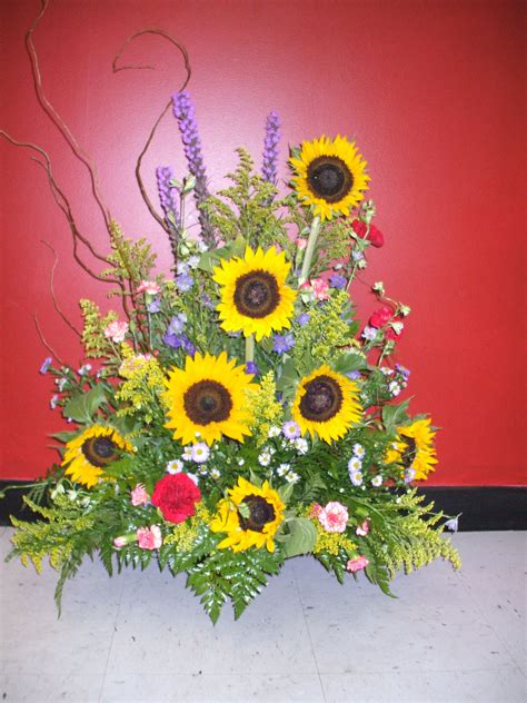 Fall Flower Arrangements For Church Altar